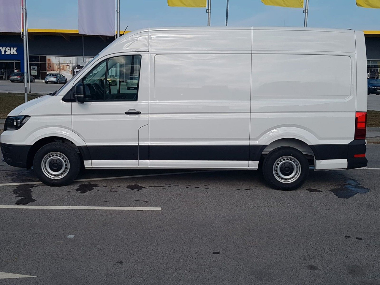 Volkswagen Crafter Kasten 35 L3H3-177-AT8-FWD - Panel van: picture 1 Volkswagen Crafter Kasten 35 L3H3-177-AT8-FWD - Panel van: picture 1