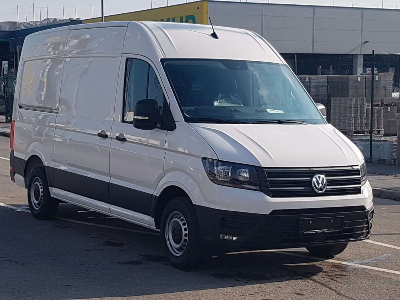Volkswagen Crafter Kasten 35 L3H3-177-AT8-FWD - Panel van: picture 2 Volkswagen Crafter Kasten 35 L3H3-177-AT8-FWD - Panel van: picture 2