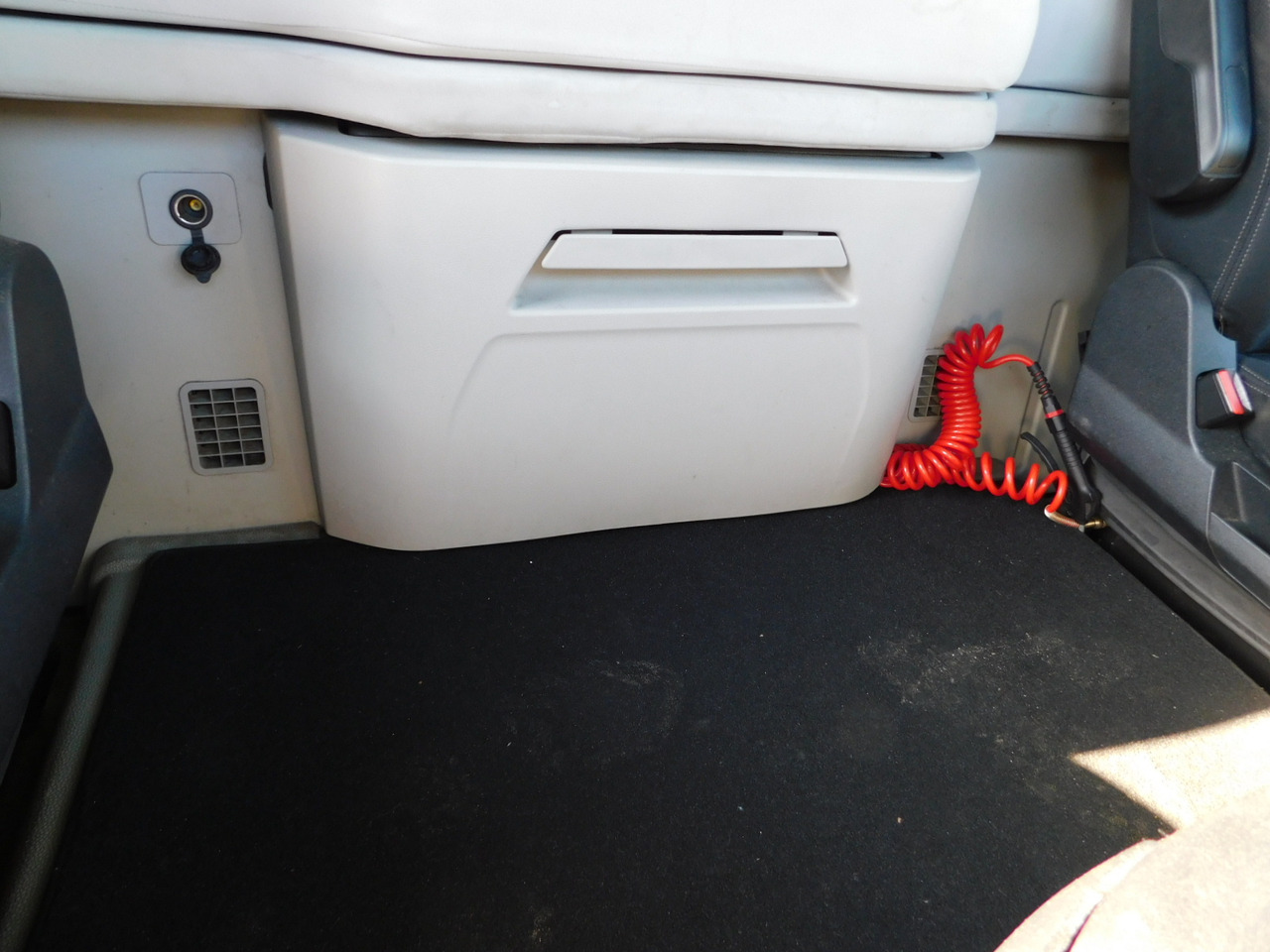 Tractor unit Ford F max ll 4x2 scab e6 12tx2620: picture 8