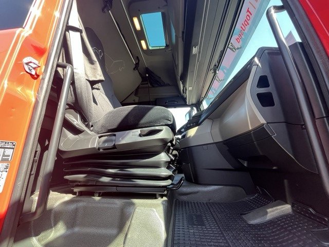 MAN TGX 26.470 6x2-4 LL - neu bereift Euro6 Intarder - Container transporter/ Swap body truck: picture 3 MAN TGX 26.470 6x2-4 LL - neu bereift Euro6 Intarder - Container transporter/ Swap body truck: picture 3