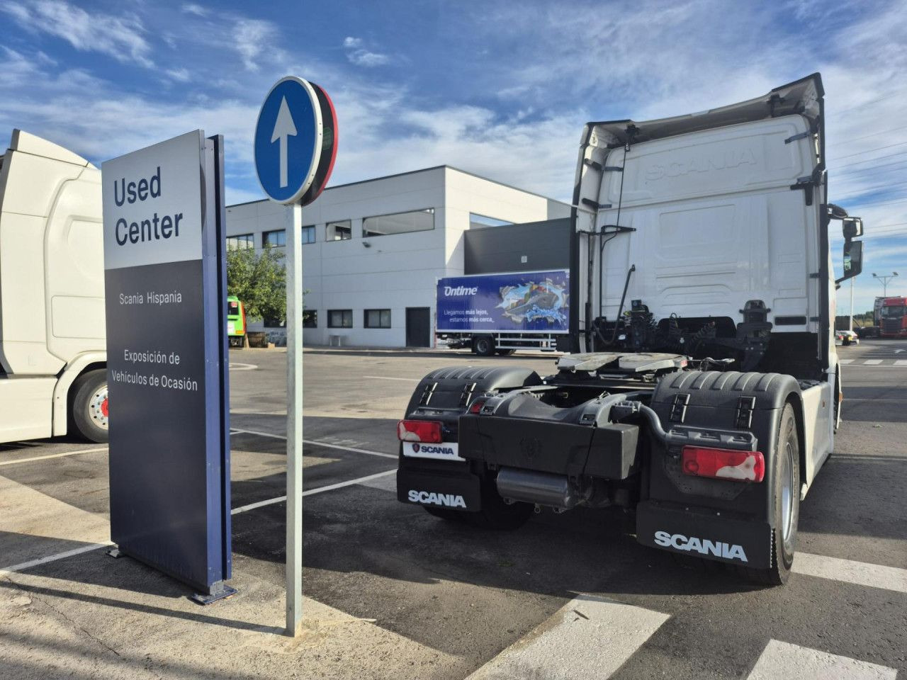 Scania R 450 - Tractor unit: picture 4 Scania R 450 - Tractor unit: picture 4