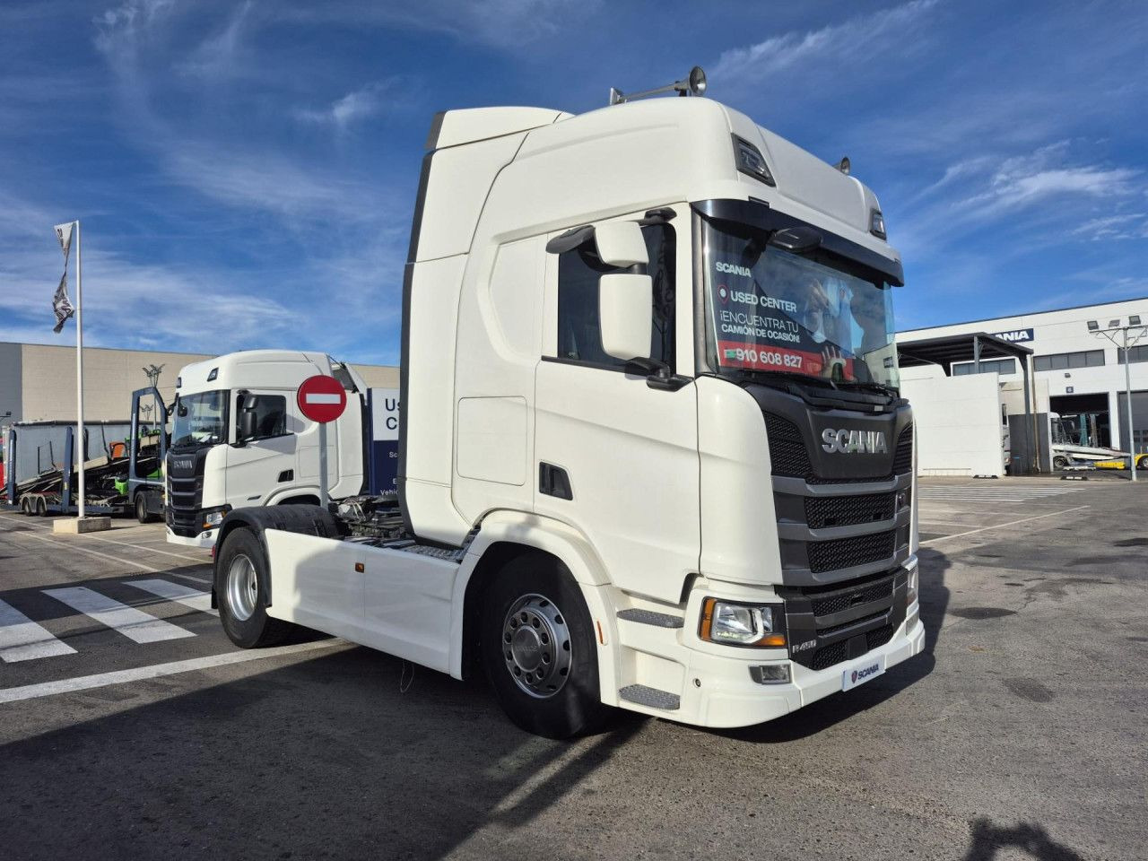 Scania R 450 - Tractor unit: picture 2 Scania R 450 - Tractor unit: picture 2