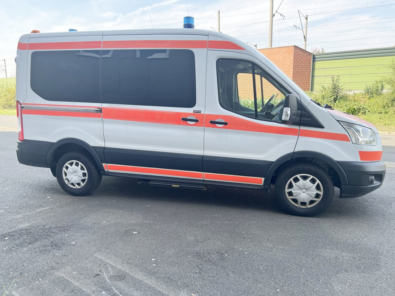 Ambulance Ford Transit 2.2 TDCI 4x2 Transit 2.2 TDCI 4x2, Krankentransporter: picture 10