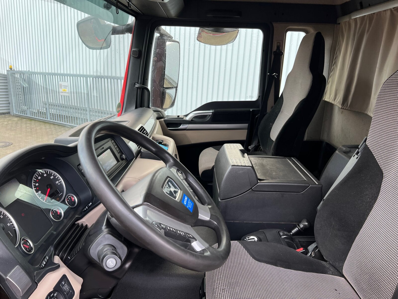 MAN TGS 26.460 6x4 BB TGS 26.460 6x4 BB, Intarder, Bordmatik - Tipper: picture 5 MAN TGS 26.460 6x4 BB TGS 26.460 6x4 BB, Intarder, Bordmatik - Tipper: picture 5