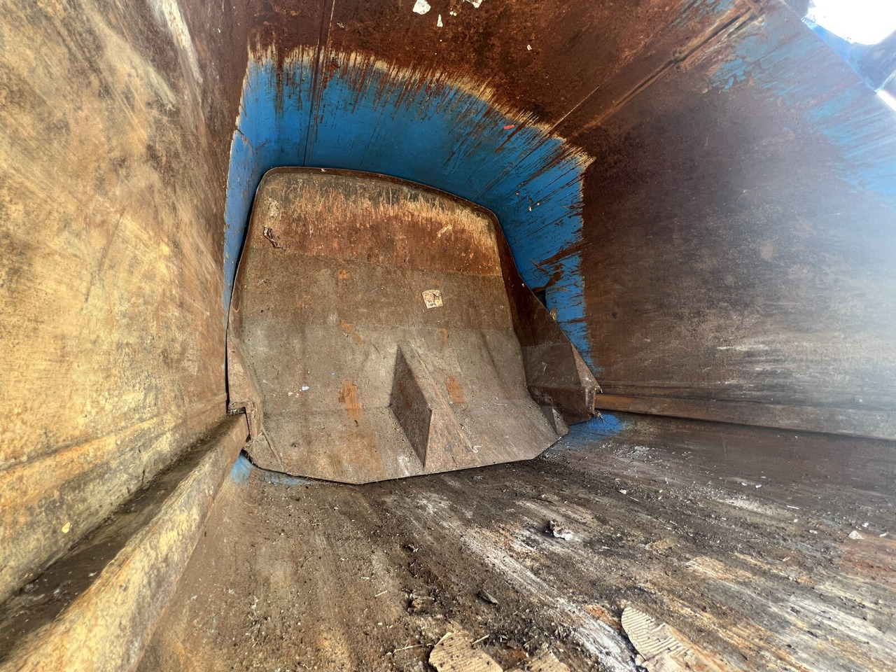 Mercedes-Benz Actros 2032 LA 4x4 Actros 2032 LA 4x4, Faun Variopress 310 ca. 10m³, Zöller Schüttung - Garbage truck: picture 5 Mercedes-Benz Actros 2032 LA 4x4 Actros 2032 LA 4x4, Faun Variopress 310 ca. 10m³, Zöller Schüttung - Garbage truck: picture 5