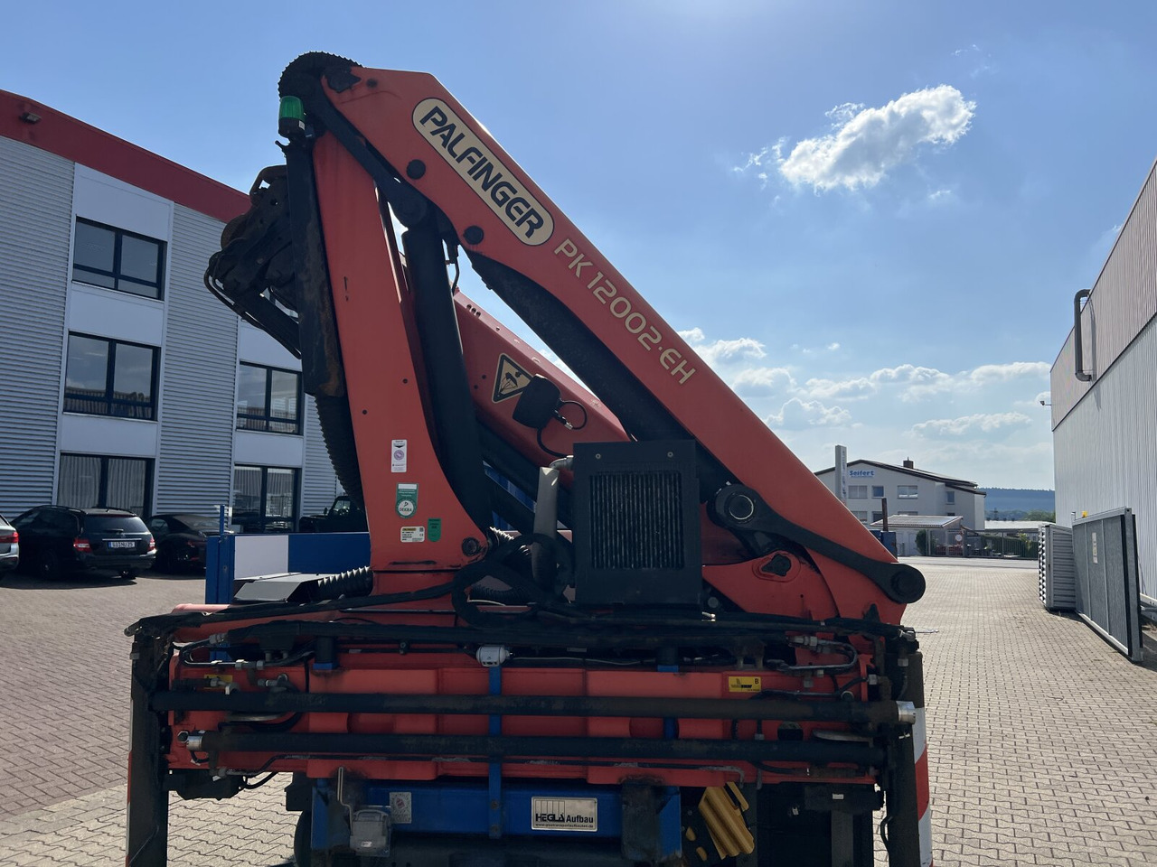 Mercedes-Benz Antos 1836 L 4x2 Antos 1836 L 4x2, Glastransporter, Heckkran Palfinger Pk 12002-EH, Funk - Crane truck: picture 2 Mercedes-Benz Antos 1836 L 4x2 Antos 1836 L 4x2, Glastransporter, Heckkran Palfinger Pk 12002-EH, Funk - Crane truck: picture 2