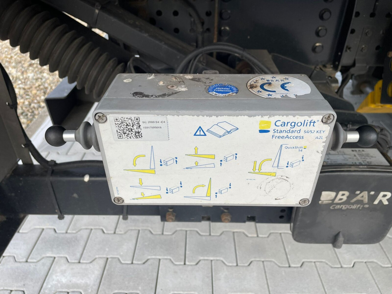 Mercedes-Benz Antos 2535 L 6x2 Antos 2535 L 6x2, Lenk-/Liftachse, LBW BÄR - Box truck: picture 5 Mercedes-Benz Antos 2535 L 6x2 Antos 2535 L 6x2, Lenk-/Liftachse, LBW BÄR - Box truck: picture 5