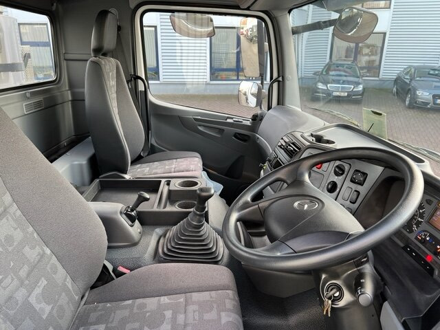 Mercedes-Benz Axor 2633 K 6x4 RHD Axor 2633 K 6x4 RHD - Cab chassis truck: picture 2 Mercedes-Benz Axor 2633 K 6x4 RHD Axor 2633 K 6x4 RHD - Cab chassis truck: picture 2