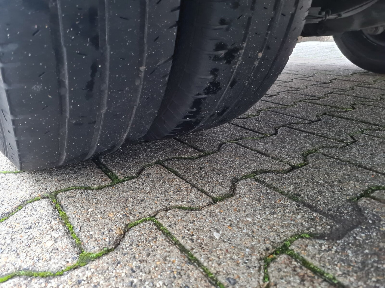 Mercedes-Benz Sprinter 516 CDI 4x2 Sprinter 516 CDI 4x2, Rettungswagen - Panel van: picture 2 Mercedes-Benz Sprinter 516 CDI 4x2 Sprinter 516 CDI 4x2, Rettungswagen - Panel van: picture 2