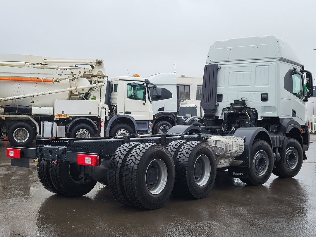 New Cab chassis truck T-Way AT410T51 8x4 T-Way AT410T51 8x4, Retarder, Nebenantrieb, 4x VORHANDEN!: picture 10 New Cab chassis truck T-Way AT410T51 8x4 T-Way AT410T51 8x4, Retarder, Nebenantrieb, 4x VORHANDEN!: picture 10