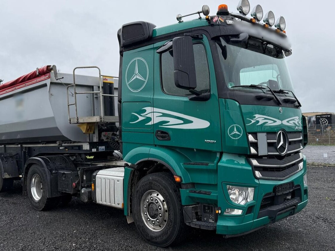 Mercedes-Benz Actros 1851 LS 4x4 HAD Actros 1851 LS 4x4 HAD, Hydraulik, Navi, MultimediaCockpit - Tractor unit: picture 2 Mercedes-Benz Actros 1851 LS 4x4 HAD Actros 1851 LS 4x4 HAD, Hydraulik, Navi, MultimediaCockpit - Tractor unit: picture 2