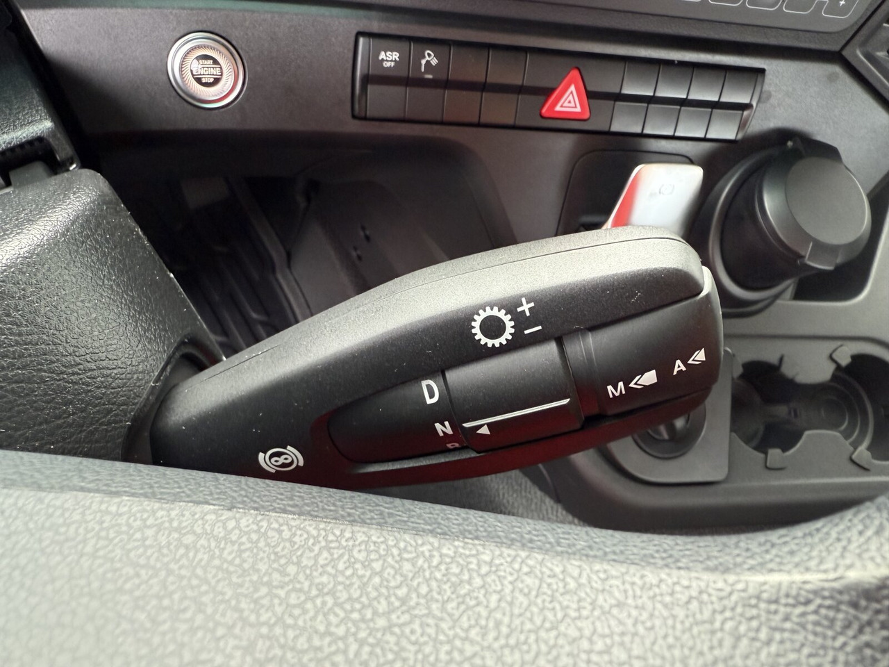 New Tractor unit Mercedes-Benz Arocs 1853 AS 4x4 Arocs 1853 AS 4x4, Retarder, MultimediaCockpit, Navi: picture 6 New Tractor unit Mercedes-Benz Arocs 1853 AS 4x4 Arocs 1853 AS 4x4, Retarder, MultimediaCockpit, Navi: picture 6