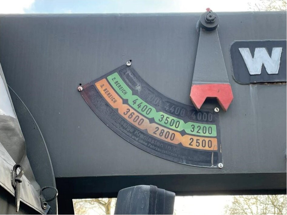 KLOECKNER-H-DEUTZ Jupiter 178D15A6X6 Jupiter 178D15A 6X6, Bundeswehr-Kran,Wilhag - Truck, Crane truck: picture 3 KLOECKNER-H-DEUTZ Jupiter 178D15A6X6 Jupiter 178D15A 6X6, Bundeswehr-Kran,Wilhag - Truck, Crane truck: picture 3
