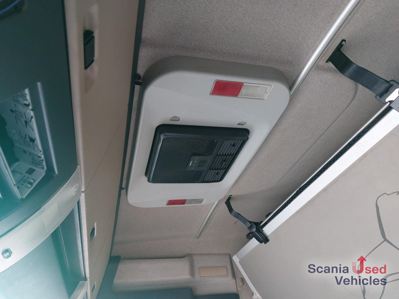 Tractor unit MAN TGX 18.500LL  Low Liner: picture 15