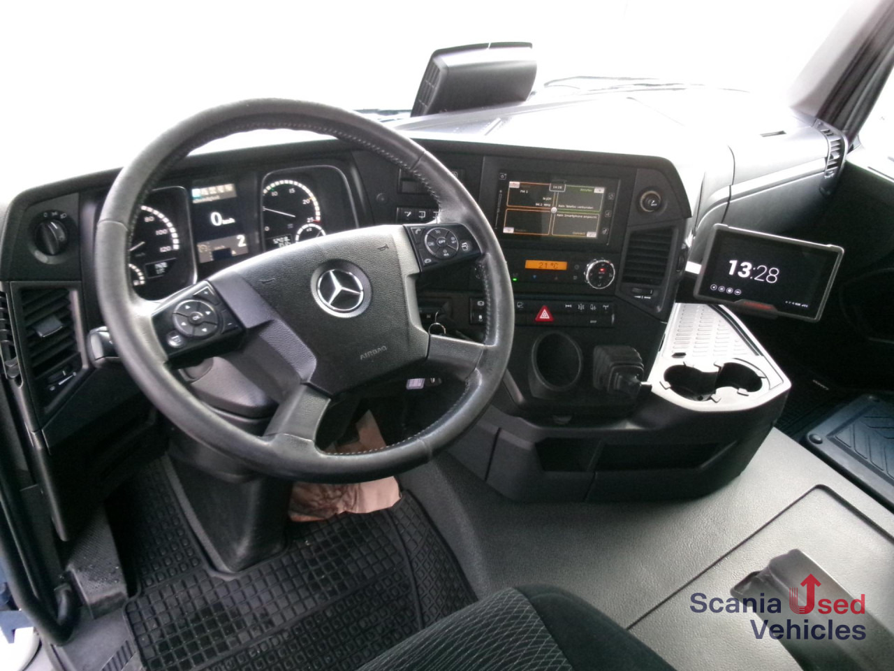 Tractor unit MERCEDES-BENZ Arocs 1846LS HAD mit Kipphydraulik: picture 14 Tractor unit MERCEDES-BENZ Arocs 1846LS HAD mit Kipphydraulik: picture 14