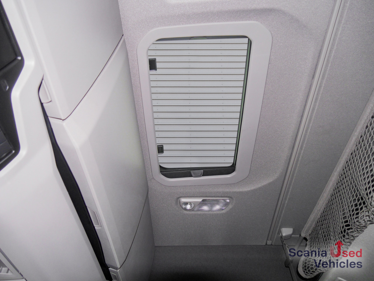 SCANIA R 460 A4x2EB - SUPER - - Tractor unit: picture 3 SCANIA R 460 A4x2EB - SUPER - - Tractor unit: picture 3