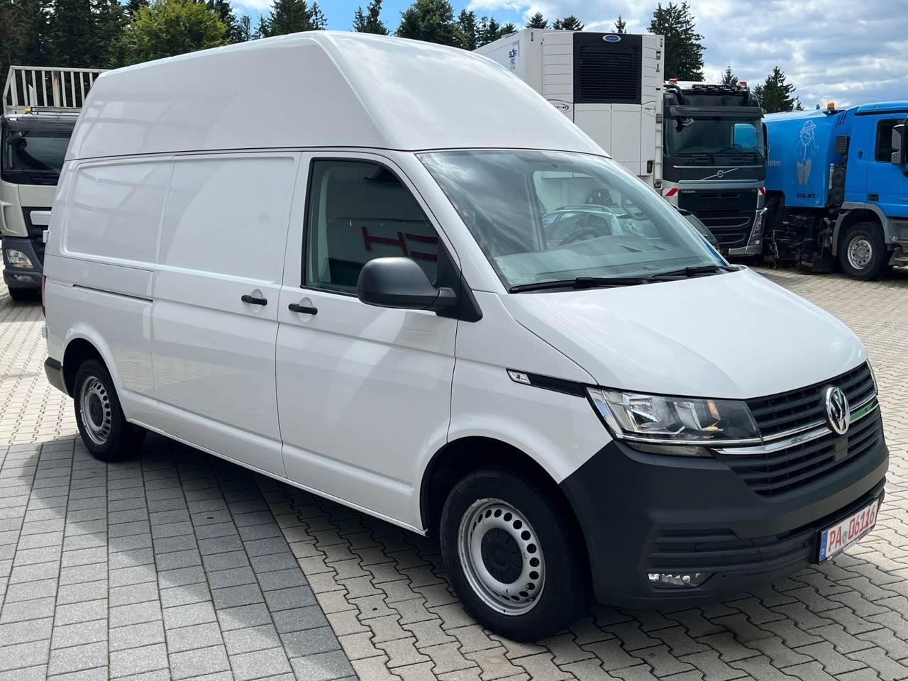 Volkswagen T6.1 Kastenwagen hoch - lang Klima PDC - Small van: picture 4 Volkswagen T6.1 Kastenwagen hoch - lang Klima PDC - Small van: picture 4