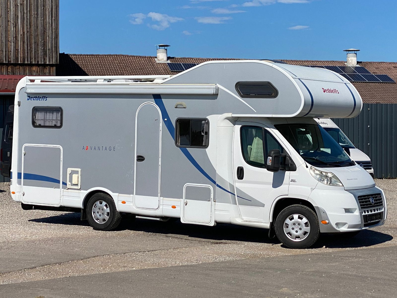 Dethleffs A 7071, Solar,SAT,AHK - Alcove motorhome: picture 1 Dethleffs A 7071, Solar,SAT,AHK - Alcove motorhome: picture 1