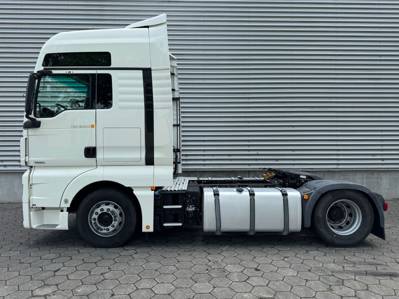 MAN TGX 18.500 XXL / Intarder / Roof Klima / 2 Tanks - Tractor unit: picture 5 MAN TGX 18.500 XXL / Intarder / Roof Klima / 2 Tanks - Tractor unit: picture 5