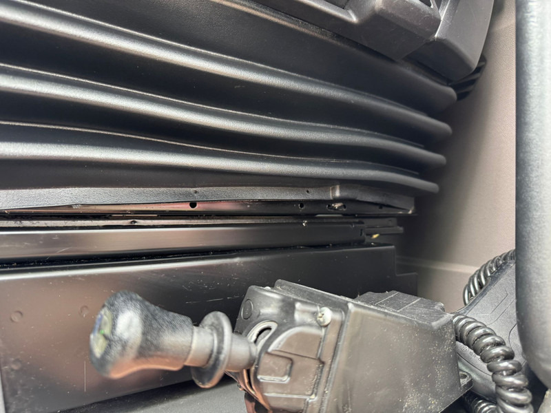 Tractor unit Scania R450 / Hydraulic / TUV: 5-2026 / NL Truck: picture 16