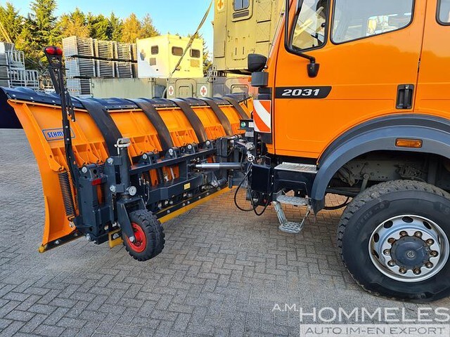 Road sweeper Overaasen RS 200: picture 9