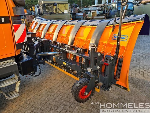 Road sweeper Overaasen RS 200: picture 19