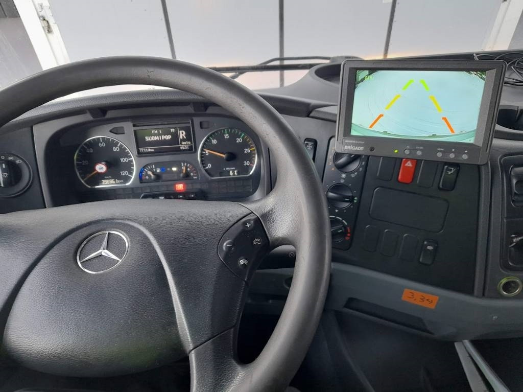 Mercedes-Benz Atego - Box truck: picture 4 Mercedes-Benz Atego - Box truck: picture 4