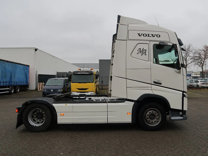 Volvo FH 460 4x2, Globe, LA chass, 2 tanks, ACC, TOP! - Tractor unit: picture 5 Volvo FH 460 4x2, Globe, LA chass, 2 tanks, ACC, TOP! - Tractor unit: picture 5