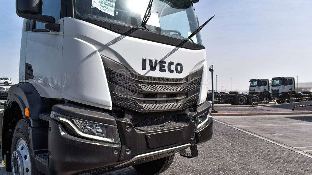 IVECO T-WAY Chassis 6×4 AD380T47H WHEELBASE 4500 MY24 - Cab chassis truck: picture 2 IVECO T-WAY Chassis 6×4 AD380T47H WHEELBASE 4500 MY24 - Cab chassis truck: picture 2