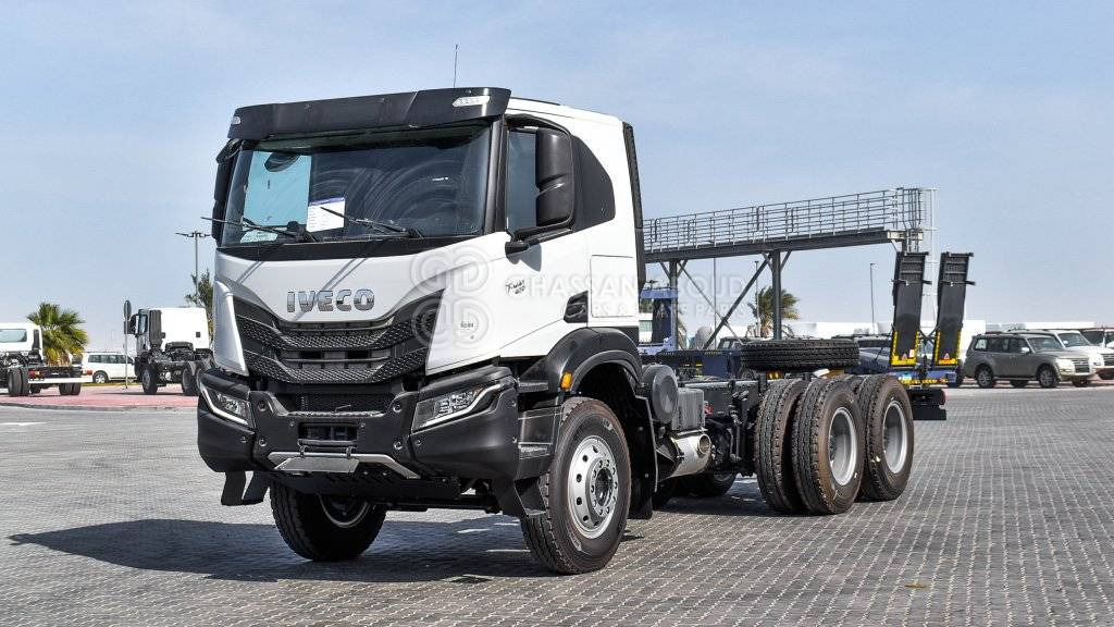 IVECO T-WAY Chassis 6×4 AT380T47H WHEELBASE 4500 MY24 - Cab chassis truck: picture 1 IVECO T-WAY Chassis 6×4 AT380T47H WHEELBASE 4500 MY24 - Cab chassis truck: picture 1
