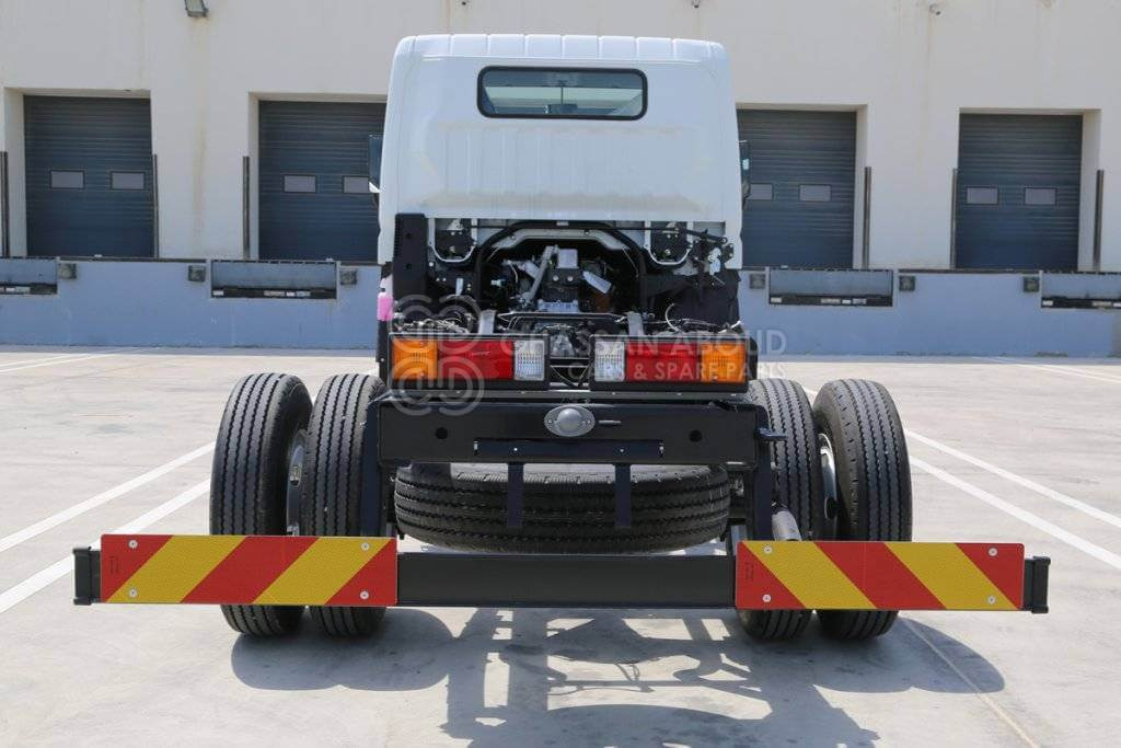 MITSUBISHI CANTER CHASSIS 3TON SC 100L TANK (4X4) DIESEL, MY24 - Cab chassis truck: picture 4 MITSUBISHI CANTER CHASSIS 3TON SC 100L TANK (4X4) DIESEL, MY24 - Cab chassis truck: picture 4