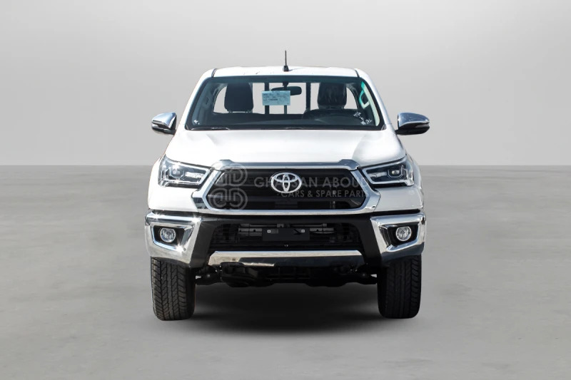 Toyota Hilux 4x4 Double Cabin - Pickup truck, Combi van: picture 2 Toyota Hilux 4x4 Double Cabin - Pickup truck, Combi van: picture 2