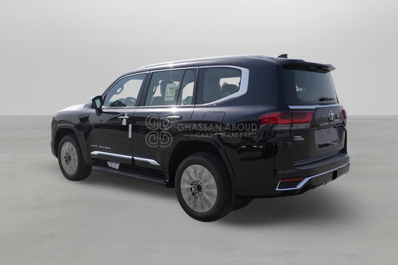 Toyota Land Cruiser 300 4x4 - SUV: picture 3 Toyota Land Cruiser 300 4x4 - SUV: picture 3