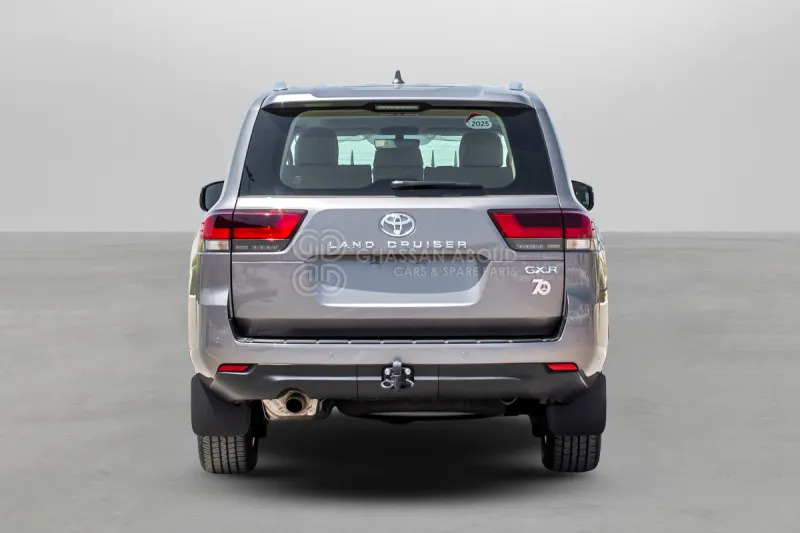 Toyota Land Cruiser 300 - SUV: picture 4 Toyota Land Cruiser 300 - SUV: picture 4