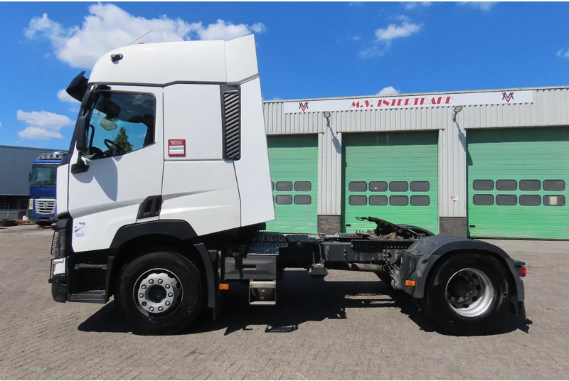 Renault T460 X- ROAD, RETARDER, Euro 6, (ORIGINAL FRANCE TRUCK) - Tractor unit: picture 4 Renault T460 X- ROAD, RETARDER, Euro 6, (ORIGINAL FRANCE TRUCK) - Tractor unit: picture 4