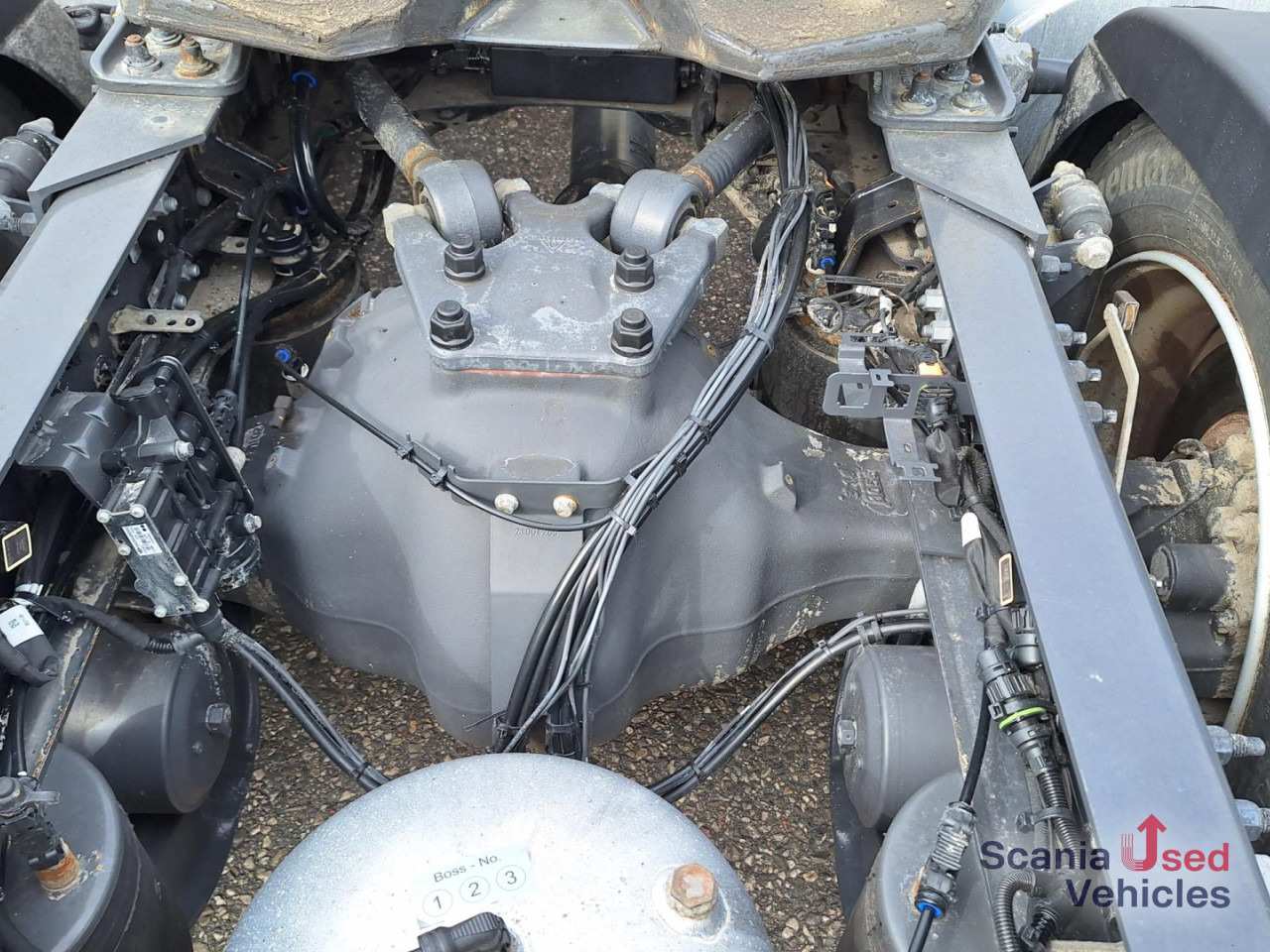 VOLVO FH 500 Lowliner Euro 6 TUV NEU !! - Tractor unit: picture 5 VOLVO FH 500 Lowliner Euro 6 TUV NEU !! - Tractor unit: picture 5