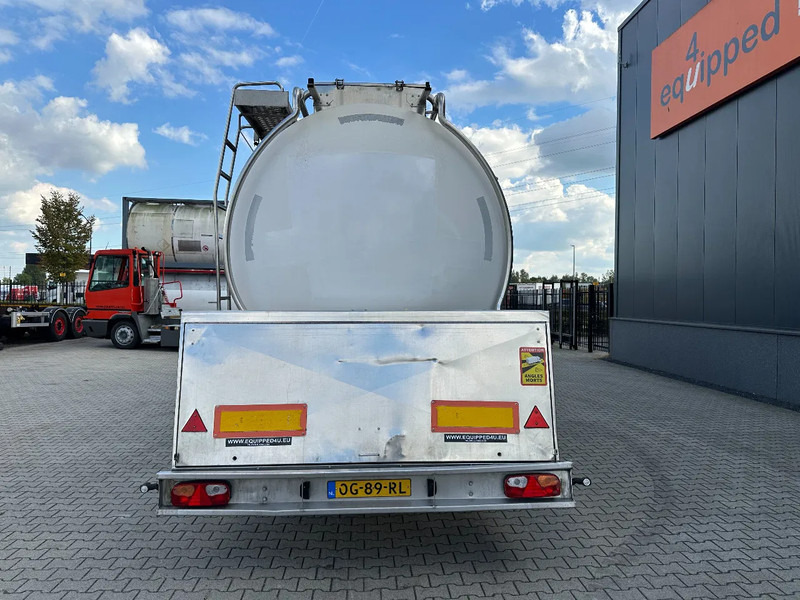 Feldbinder LEVENSMIDDELEN / FOOD / LEBENSMITTEL / 33.500L / 3-COMP / POMP / NL-trailer / APK: 03-2026 - Tank semi-trailer: picture 4 Feldbinder LEVENSMIDDELEN / FOOD / LEBENSMITTEL / 33.500L / 3-COMP / POMP / NL-trailer / APK: 03-2026 - Tank semi-trailer: picture 4