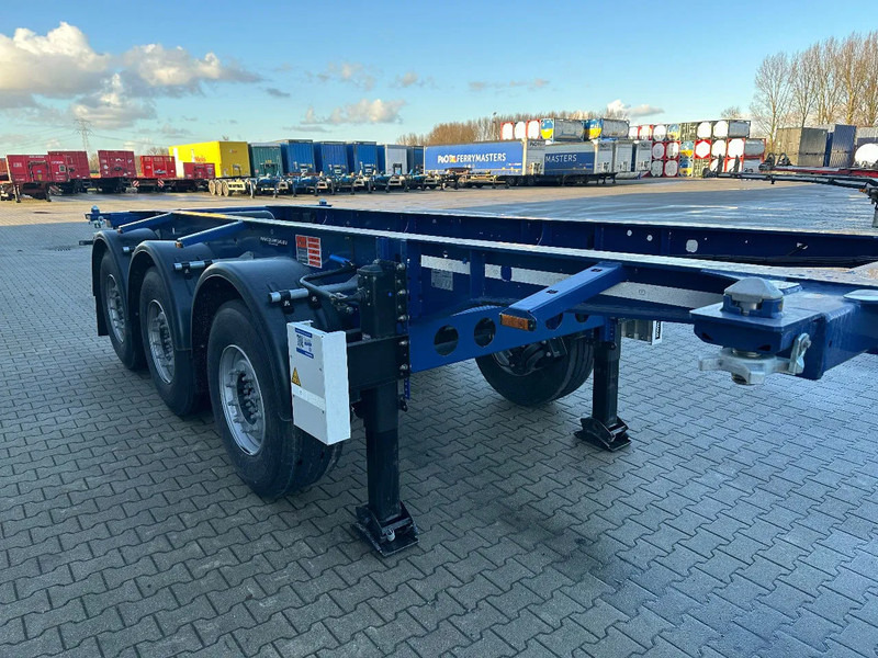 New Container transporter/ Swap body semi-trailer Krone NEW / DIRECT AVAILABLE 20FT ADR-CHASSIS, EMPTY WEIGHT: 3.470kg, DISCBRAKES, LIFTAXLE, 2x available: picture 11