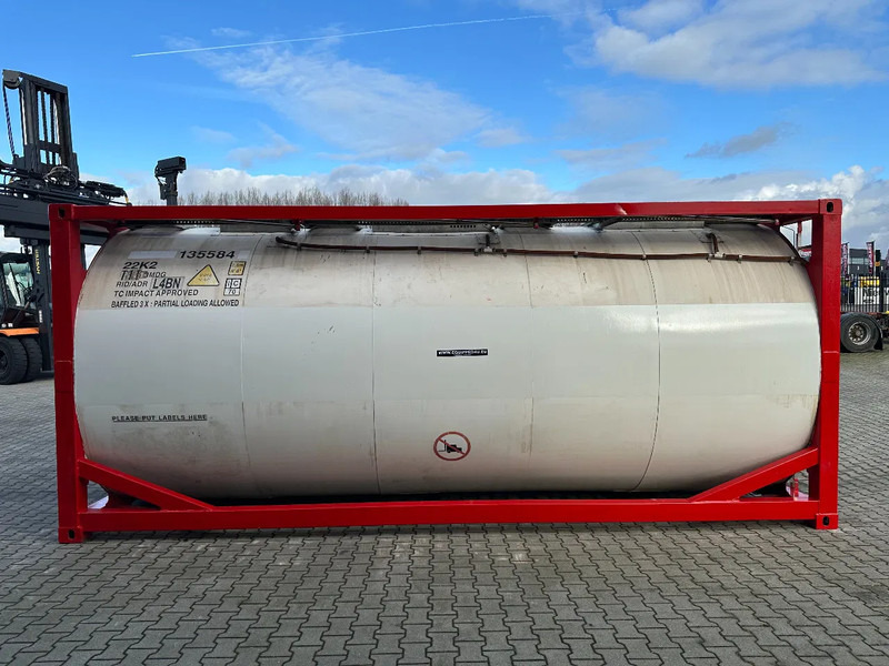 SINGAMAS 20FT ISO, 26.000L/1-COMP/3 BAFFELS/3 manholes, ADR inspectio valid till: 07/2025 - Tank container: picture 3 SINGAMAS 20FT ISO, 26.000L/1-COMP/3 BAFFELS/3 manholes, ADR inspectio valid till: 07/2025 - Tank container: picture 3