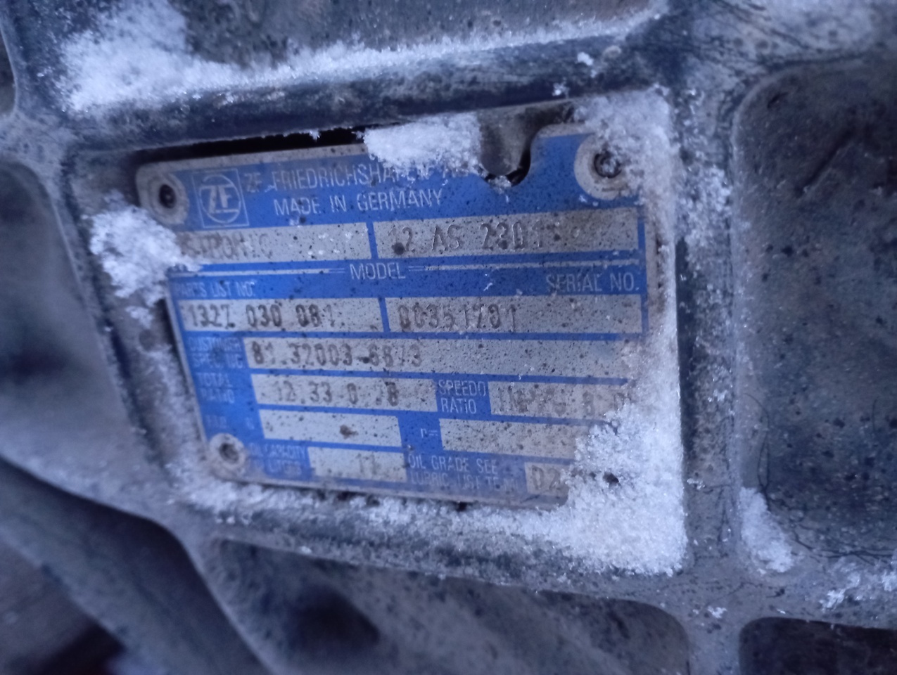 MAN ZF - Gearbox for Cab chassis truck: picture 1 MAN ZF - Gearbox for Cab chassis truck: picture 1