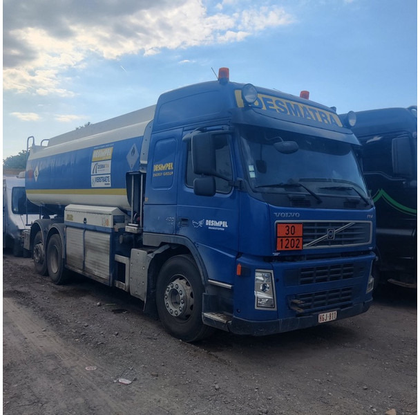 Volvo FM-400 - Tank truck: picture 3 Volvo FM-400 - Tank truck: picture 3