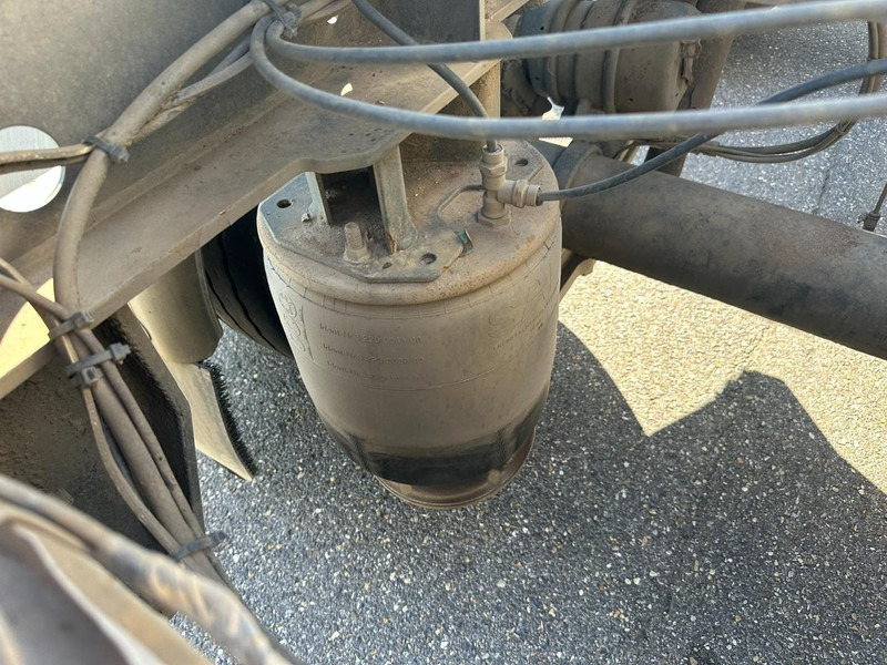 Container transporter/ Swap body trailer AJK AET - 30T CONTAINERAANHANGER - SAF - DISC BRAKES - AIR SUSP. - GOOD TIRES - TÜV 15-03-2026 - SmartBoard - BELGISCHE PAPIEREN: picture 11 Container transporter/ Swap body trailer AJK AET - 30T CONTAINERAANHANGER - SAF - DISC BRAKES - AIR SUSP. - GOOD TIRES - TÜV 15-03-2026 - SmartBoard - BELGISCHE PAPIEREN: picture 11