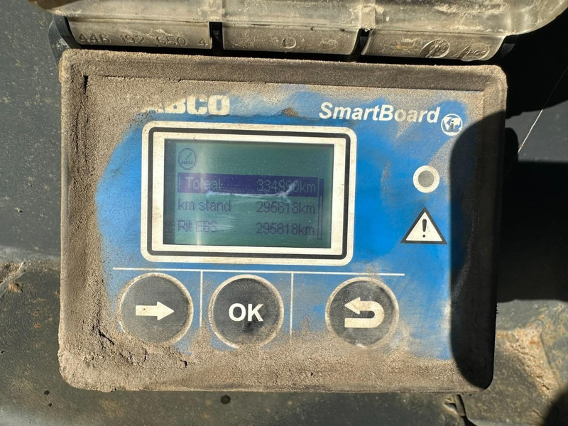 Container transporter/ Swap body trailer AJK AET - 30T CONTAINERAANHANGER - SAF - DISC BRAKES - AIR SUSP. - GOOD TIRES - TÜV 15-03-2026 - SmartBoard - BELGISCHE PAPIEREN: picture 7 Container transporter/ Swap body trailer AJK AET - 30T CONTAINERAANHANGER - SAF - DISC BRAKES - AIR SUSP. - GOOD TIRES - TÜV 15-03-2026 - SmartBoard - BELGISCHE PAPIEREN: picture 7