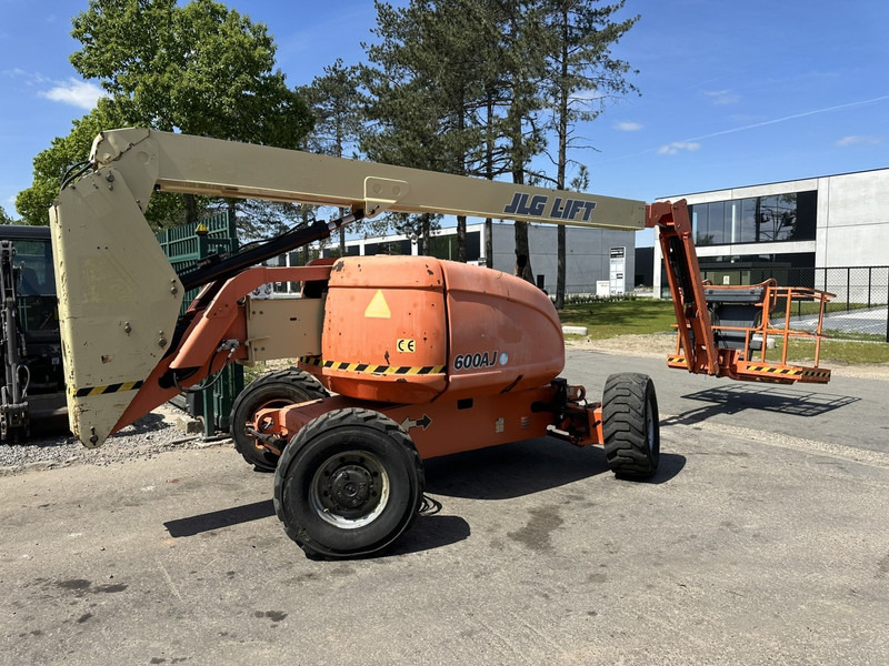 JLG 600AJ 4x4x4 - 20m - 230kg - DIESEL - BELGISCHE MACHINE - Aerial platform: picture 2 JLG 600AJ 4x4x4 - 20m - 230kg - DIESEL - BELGISCHE MACHINE - Aerial platform: picture 2