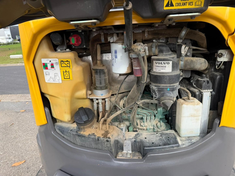 Mini excavator Volvo ECR25D 1159 UREN - SLOOP + SORTEERFUNCTIE - EXTRA HYDR. LEIDINGEN - HYDR SNELWISSEL - CE - BE MACHINE: picture 18 Mini excavator Volvo ECR25D 1159 UREN - SLOOP + SORTEERFUNCTIE - EXTRA HYDR. LEIDINGEN - HYDR SNELWISSEL - CE - BE MACHINE: picture 18