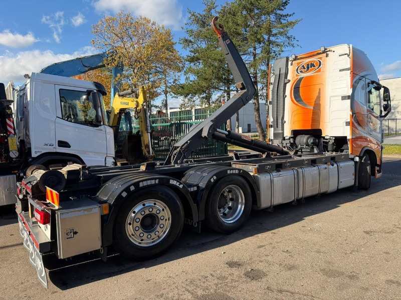 Volvo FH 460 6x2 GLOBE XL AJK HOOKLIFT - *FULL AIR* - DYNAMIC STEERING - I PARK COOL - LIFT + STEERING - ALCOA - BE TRUCK - TOP CONDITION - Hook lift truck: picture 5 Volvo FH 460 6x2 GLOBE XL AJK HOOKLIFT - *FULL AIR* - DYNAMIC STEERING - I PARK COOL - LIFT + STEERING - ALCOA - BE TRUCK - TOP CONDITION - Hook lift truck: picture 5