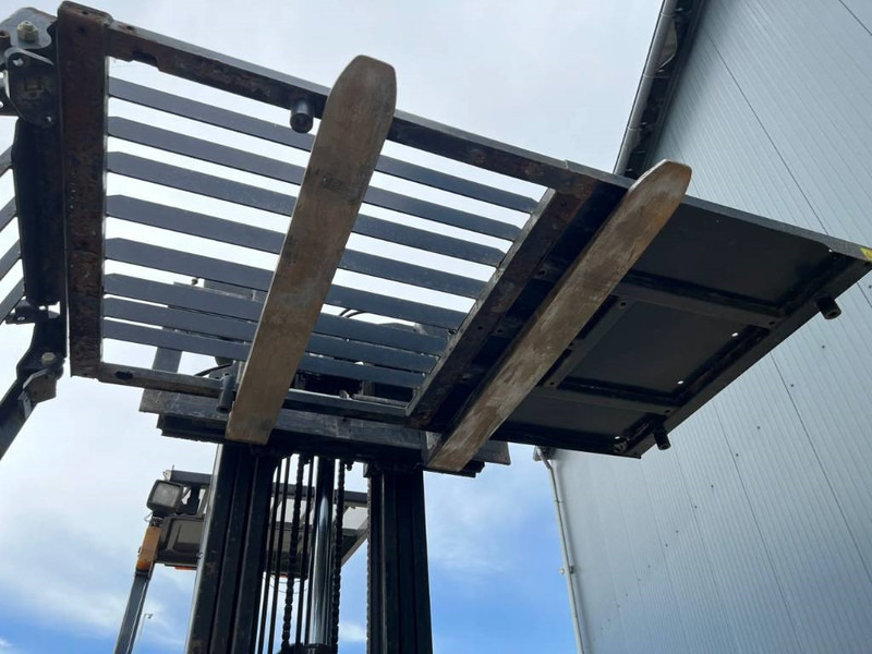 Cat 312D / 315D / 319D / 320D / 324D / 329D / 330D / 3 - Cab and interior for Construction machinery: picture 4 Cat 312D / 315D / 319D / 320D / 324D / 329D / 330D / 3 - Cab and interior for Construction machinery: picture 4