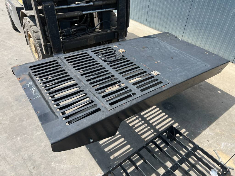 Cab and interior for Construction machinery Cat 313E / 320F / 323E / 325F / 329E / 330F / 336E / 3: picture 1