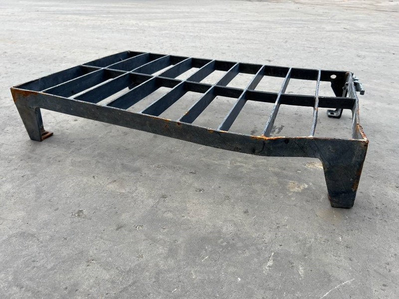 Cat 313E / M315F / 320F / 323E / 325F / 329E/ 330F / 3 - Cab and interior for Construction machinery: picture 5 Cat 313E / M315F / 320F / 323E / 325F / 329E/ 330F / 3 - Cab and interior for Construction machinery: picture 5