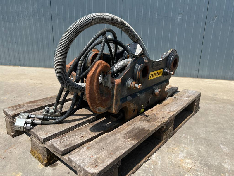 OilQuick OQ65 - M314F / M316F / M318F - Quick coupler for Construction machinery: picture 1 OilQuick OQ65 - M314F / M316F / M318F - Quick coupler for Construction machinery: picture 1